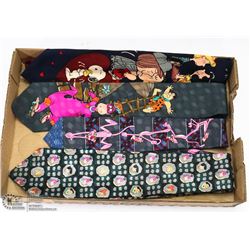 FLAT OF 4 VINTAGE NECK TIES. CLOTHING