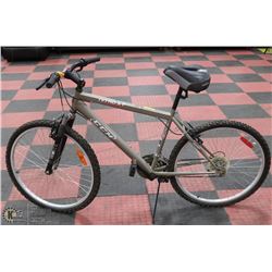 POLICE SEIZURE CCM 21 SPEED MTN BIKE