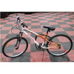 POLICE SEIZURE TRIUMPH 21 SPEED LADIES BIKE