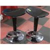 Image 1 : 2 BLACK BAR STOOLS.