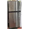 Image 1 : GE APARTMENT SIZE REFRIGERATOR/FREEZER STAINLESS