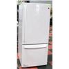 Image 1 : GE WHITE BOTTOM FREEZER REFRIGERATOR