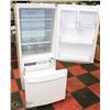 Image 2 : GE WHITE BOTTOM FREEZER REFRIGERATOR