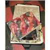 Image 1 : LARGE ART BAG FULL OF PRINTS, PAPER AND MORE