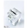 Image 5 : 45) 10KT WHITE GOLD DIAMOND RING