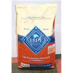 BLUE BUFFALO LARGE BREED DOG FOOD 30LBS