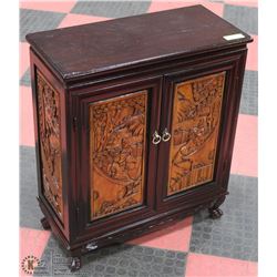 CARVED WOOD 2 DOOR SIDE CABINET 25X11"X29"H
