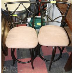 2 SWIVEL, BARS STOOLS WITH BACKS
