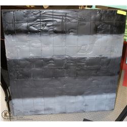 SHOWHOME DECORATOR CANVAS 39"X39"