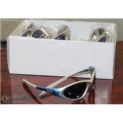 CASE OF OAKLEY REPLICA 400UV BLUE AND SILVER