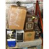 Image 1 : PALLET OF ESTATE ITEMS