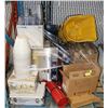 Image 1 : PALLET OF COMMERCIAL RESTAURANT ITEMS & SUPPLIES