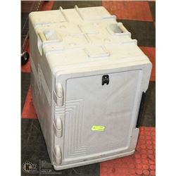 GREY CAMBRO FOOD TRANSPORT AS THEY COME