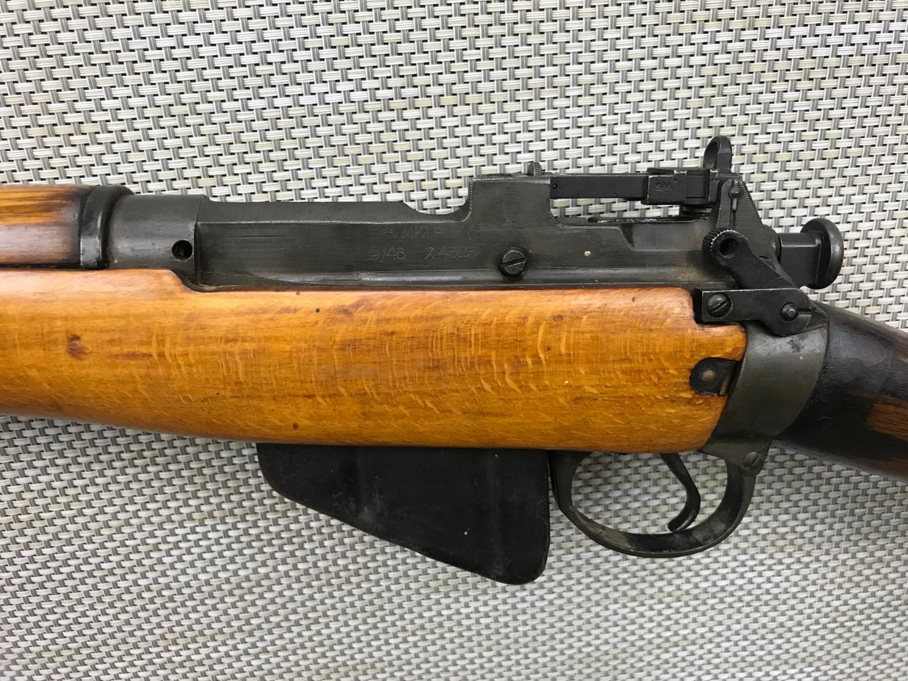 LEE ENFIELD , MODEL: NO 5 MK 1 JUNGLE CARBINE , CALIBER: 303 BR