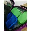 Image 4 : Roots Lunch Cooler Bag with Roots Lunch Containers Inside
