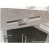 Image 3 : Innova lighting Phiz Led Vanity Light Bar