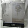 Image 1 : Mainstays Oscillating Stand Fan