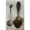 Image 1 : Two Sterling Silver Collector's Spoons