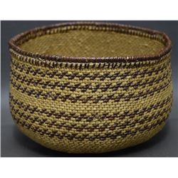MONO BASKETRY BOWL