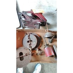 Jack / Griswold Stove Parts, Oil Cans