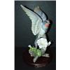 Image 1 : PORCELAIN BIRD STATUETTE