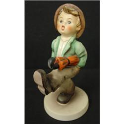 "HAPPY TRAVELER" HUMMEL FIGURINE