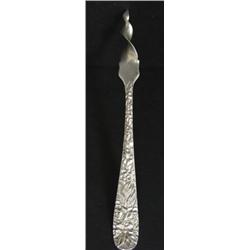 STERLING SILVER GARNISHING UTENSIL