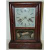 Image 1 : NEW HAVEN WALNUT MANTEL CLOCK
