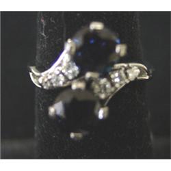 WHITE GOLD SAPPHIRE & DIAMOND RING