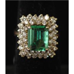 YELLOW GOLD EMERALD & DIAMOND RING