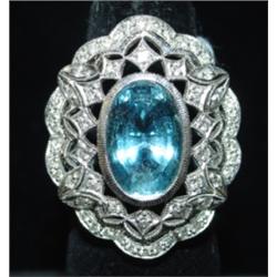 WHITE GOLD AQUAMARINE & DIAMOND RING