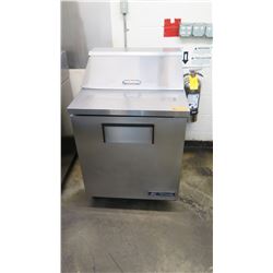 True TSSU-27-08-HC 27" Sandwich/Salad Prep Table w/ Refrigerated Base (Pick-up from Mililani)