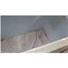 Image 8 : Kenmore Elite Heavy Duty Chest Freezer 61 x 27.5 x 34 H