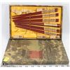 Image 1 : CHOP STICK SET IN BOX