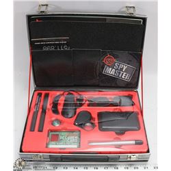 TOTALLY TOP SECRET SPY MASTER KIT INCL LISTENING