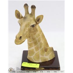 ADELINE COLLECTION GIRAFFE HEAD