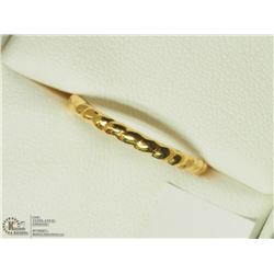 42) STERLING SILVER RING SIZE 7.25