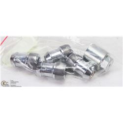 LOT OF 4 NEW LOCKING LUG NUTS W/ SOCKET THAT