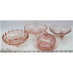 LOT OF DEPRESSION GLASS INCL BUTTONS AND BOWS