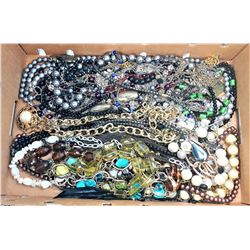 17)  FLAT OF 30+ NECKLACES