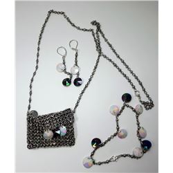 26 - SILVER TONE MESH CHAIN PURSE