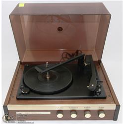 VINTAGE GRUEN GULD RECORD PLAYER