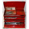 Image 1 : RED METAL TOOL BOX FULL OF BOX AND OPEN END
