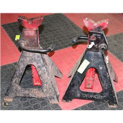 PAIR OF HEAVY DUTY TRUCK STANDS