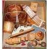 Image 1 : ESTATE BOX OF WOOD COLLECTIBLES INCL ROLLING DUCK