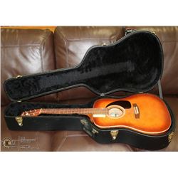 ART & LUTHERIE ACOUSTIC GUITAR WITH HARD CASE