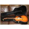 ART & LUTHERIE ACOUSTIC GUITAR WITH HARD CASE