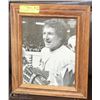 Image 1 : VINTAGE FRAMED AUTOGRAPH PHOTO OF DARRYL