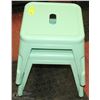 Image 1 : PAIR OF GREEN STACKABLE METAL STEP STOOLS