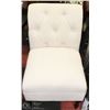 Image 1 : OFF WHITE 23" FABRIC ACCENT CHAIR